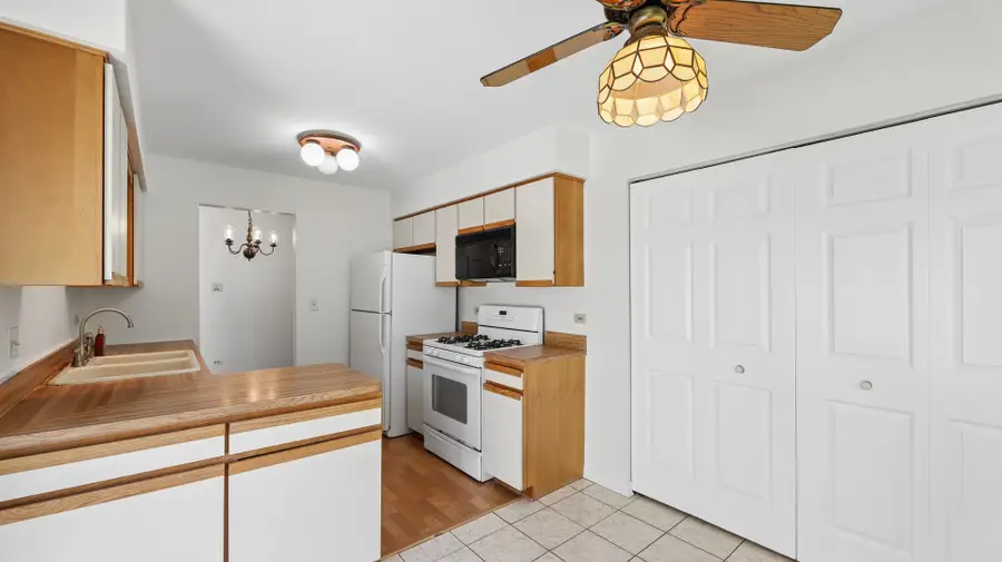 0N112 Windermere Road #1908, Winfield, IL 60190 - #3