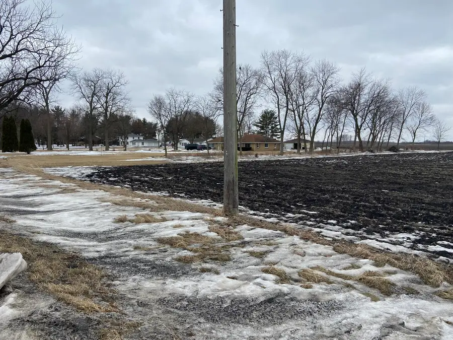 28200 S Lagrange Highway, Peotone, IL 60468 - #2