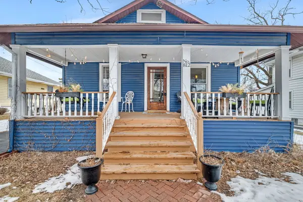 812 Kelly Avenue, Joliet, IL 60435