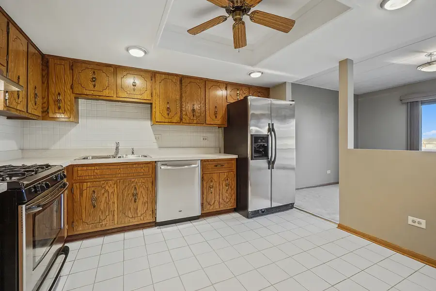 15725 Foxbend Court #1W, Orland Park, IL 60462 - Image #2