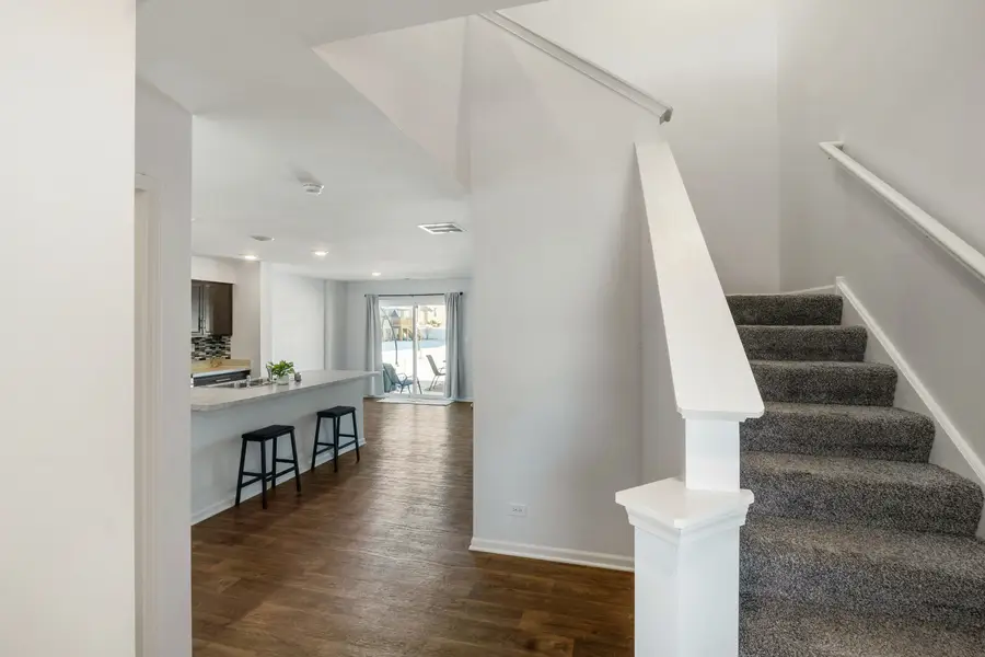 1150 Amber Drive, Cary, IL 60013 - #2