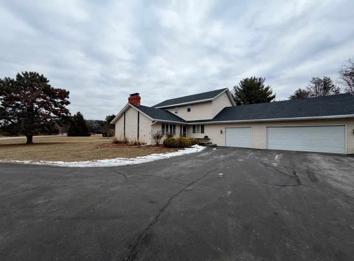 5009 Whispering Pine Circle, Thomson, IL 61285 - #1