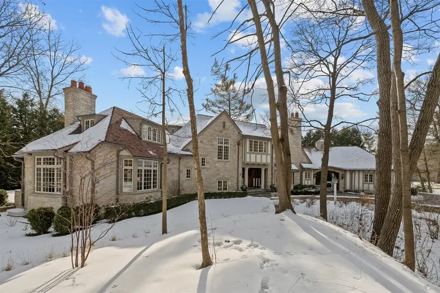 745 E Woodland Road, Lake Forest, IL 60045 - #3