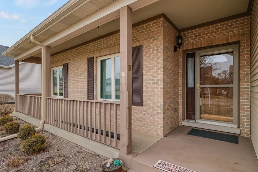 609 Prairieview Parkway, Hampshire, IL 60140 - #3