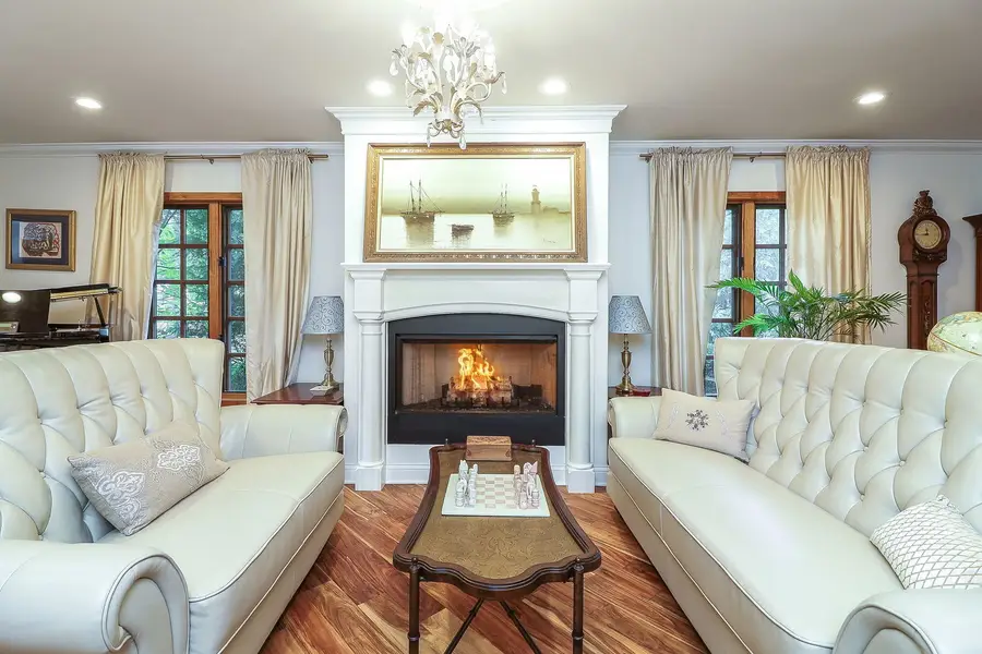 39 Mockingbird Lane, Oak Brook, IL 60523 - #3