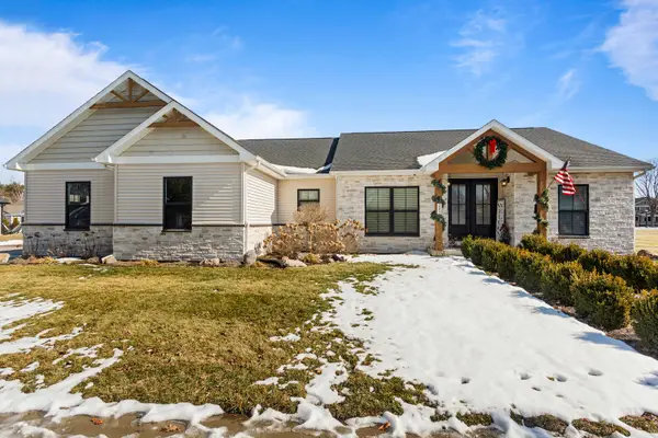 203 N Niles Avenue, Tuscola, IL 61953