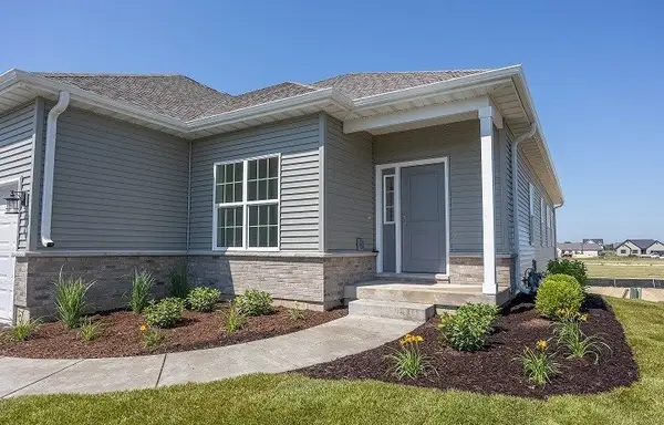 2246 Maggie Lane, Sycamore, IL 60178