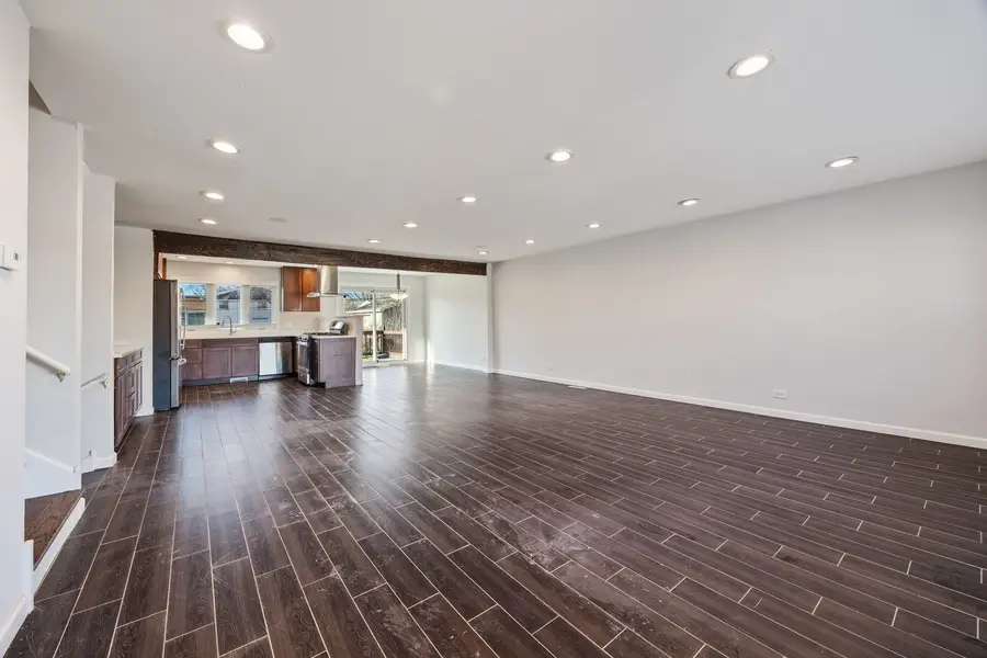 1315 Prince Drive, South Holland, IL 60473 - #2