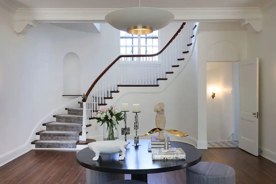 Address Withheld By Seller, Hinsdale, IL 60521 - #2