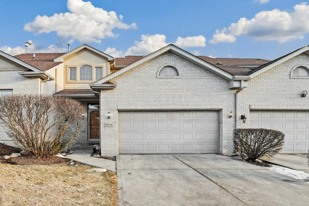 9334 Chestnut Trail, Tinley Park, IL 60487 - #1