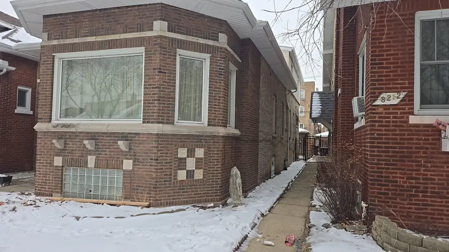8216 S Rhodes Avenue, Chicago, IL 60619 - Image #2