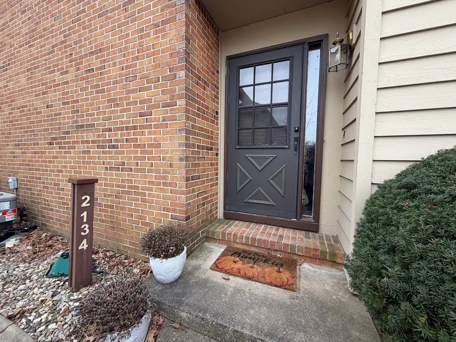 2134 Harbortown Circle #2134, Champaign, IL 61821 - #2
