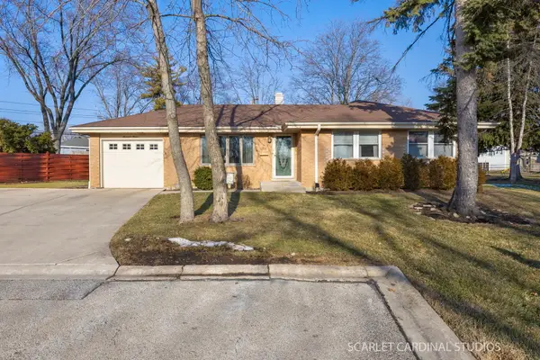 Address Withheld By Seller, Wheaton, IL 60187