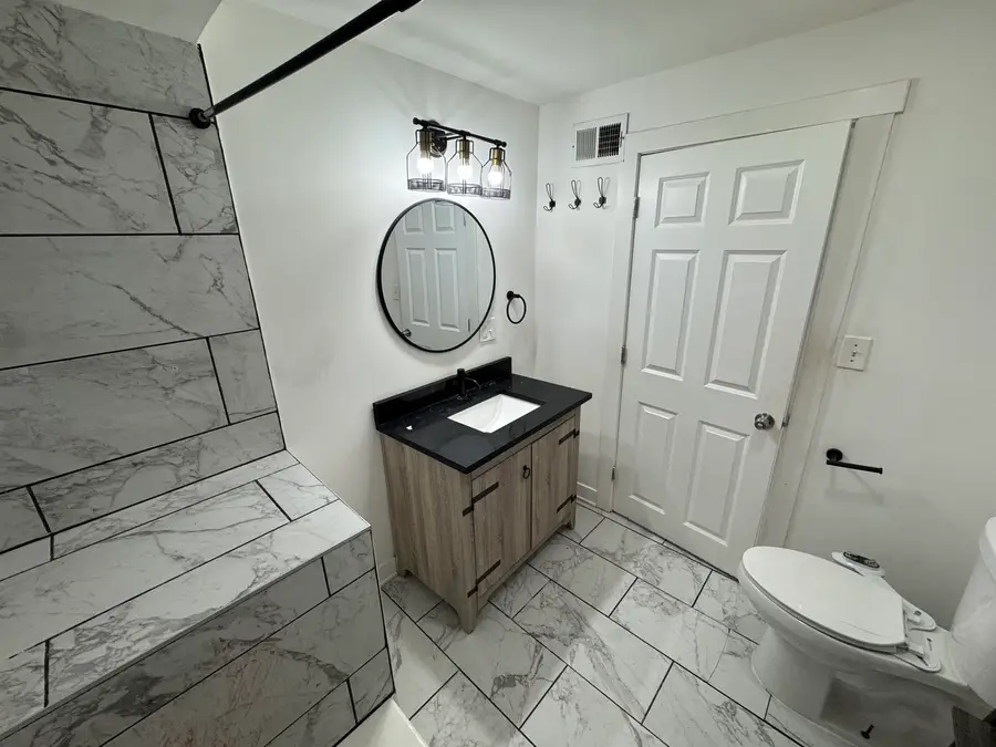 3505 W Montrose Avenue, Chicago, IL 60618 - #3