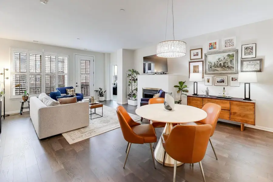 1914 Farnsworth Lane #208, Northbrook, IL 60062 - #3