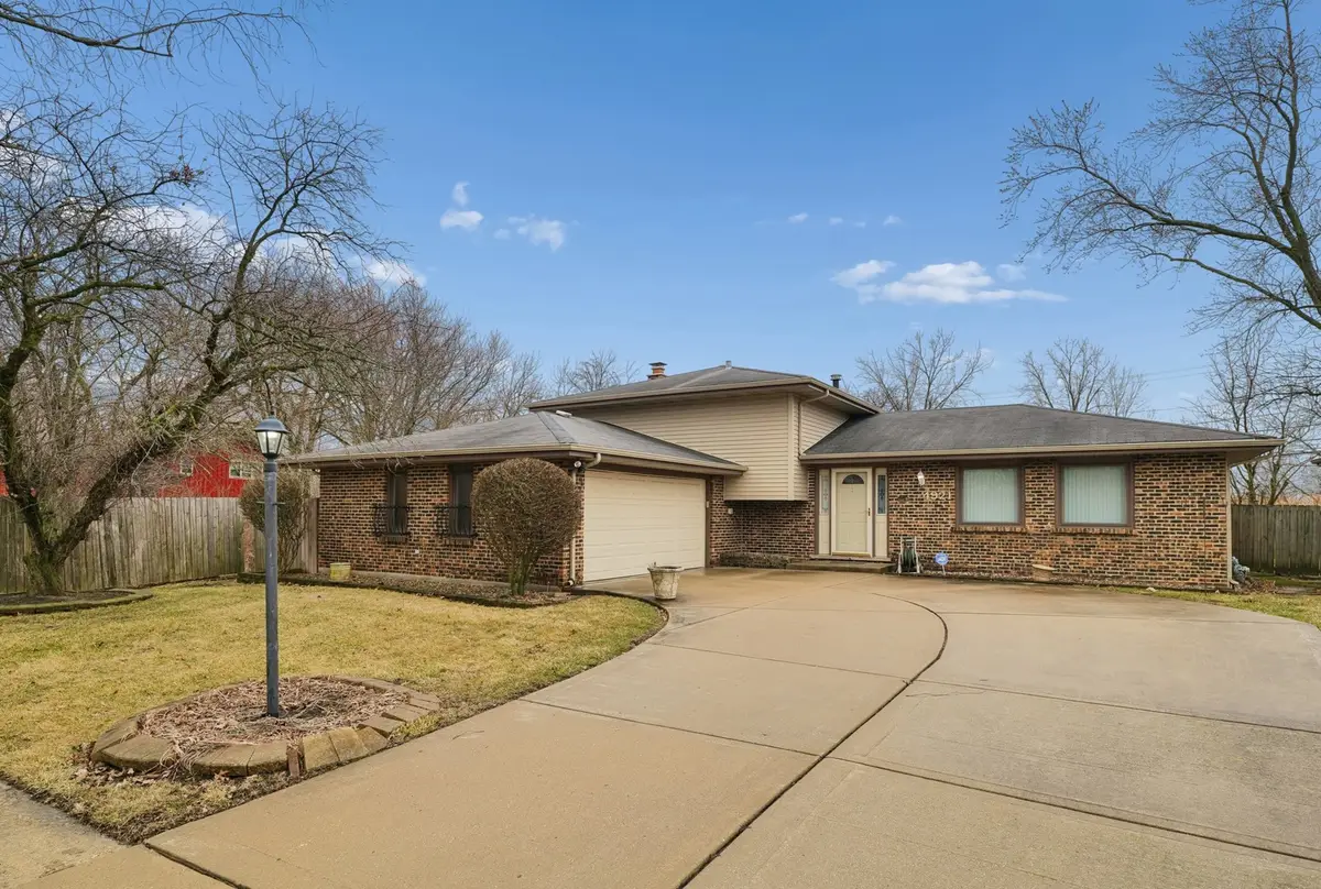 4921 Lakeshore Drive, Richton Park, IL 60471 - #1