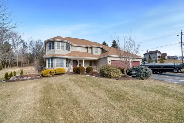 9345 N Oakleaf Court, Byron, IL 61010