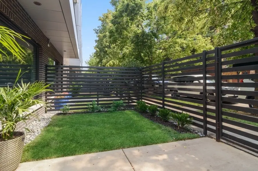 1727 N Winnebago Avenue, Chicago, IL 60647 - Image #2