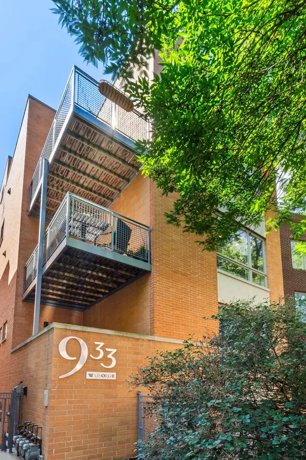 933 W George Street #2, Chicago, IL 60657