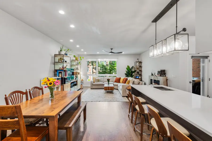 933 W George Street #2, Chicago, IL 60657 - #3