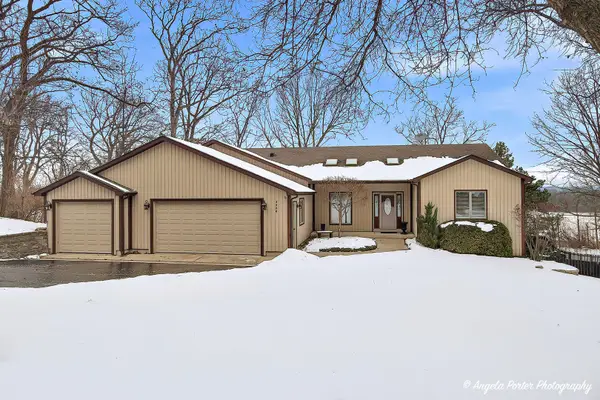 3428 Kings Lair Drive, Spring Grove, IL 60081