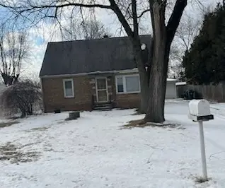 6918 Garden Lane, Bridgeview, IL 60455