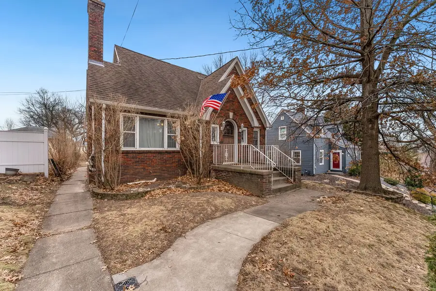 2509 East Street, Davenport, IA 52803 - #2