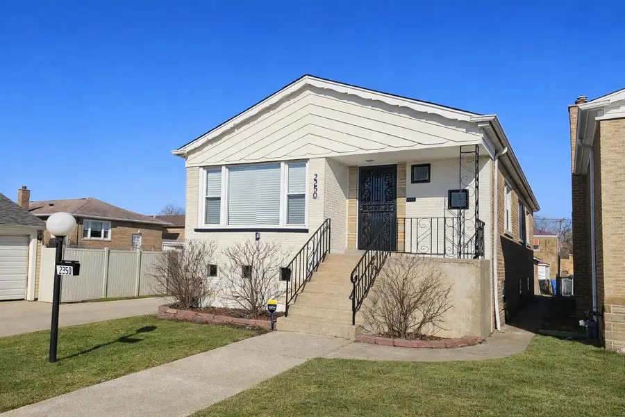 2250 E 92nd Place, Chicago, IL 60617 - Image #3