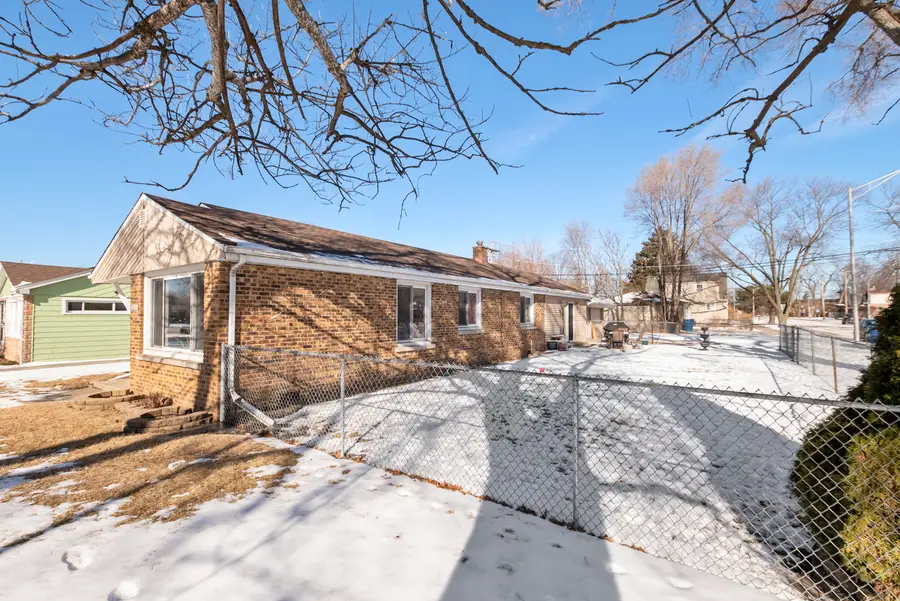 5252 W 89th Street, Oak Lawn, IL 60453 - #3