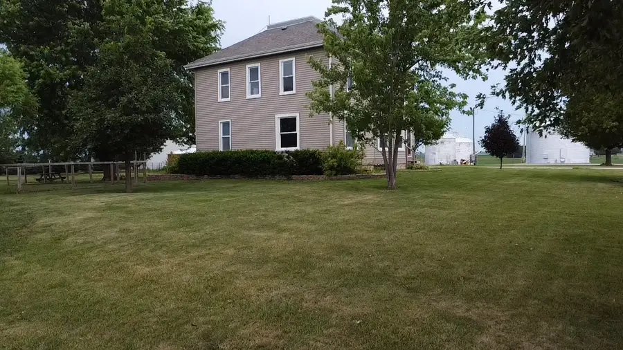 4731 E 10th Road, Earlville, IL 60518 - #3