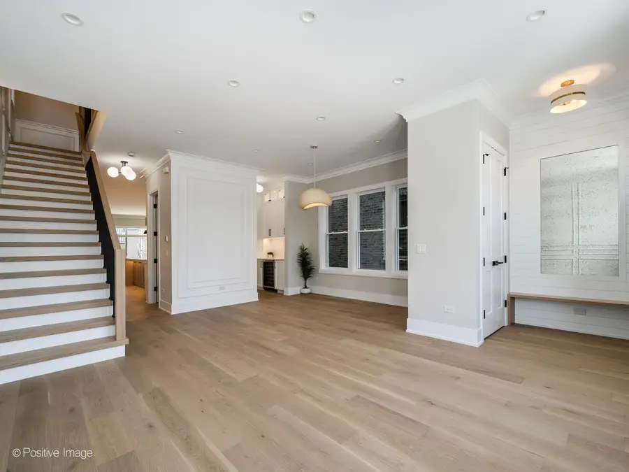 3051 N Christiana Avenue, Chicago, IL 60618 - Image #3