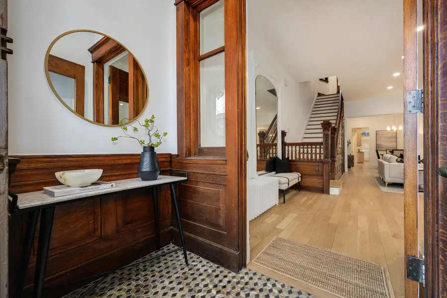 5519 S Cornell Avenue, Chicago, IL 60637 - Image #2