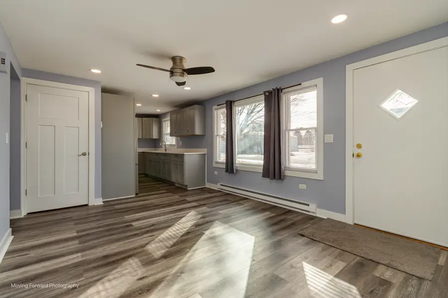 400 E Lafayette Street, Somonauk, IL 60552 - #3