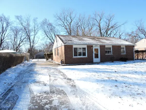 15328 Parkside Drive, Markham, IL 60428