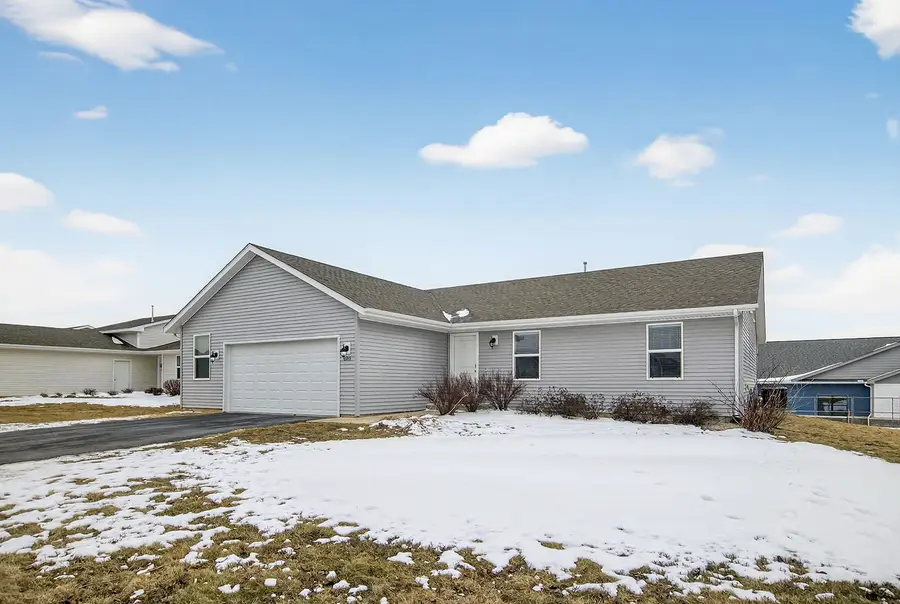 6915 Winterberry Road, Loves Park, IL 61111 - #2