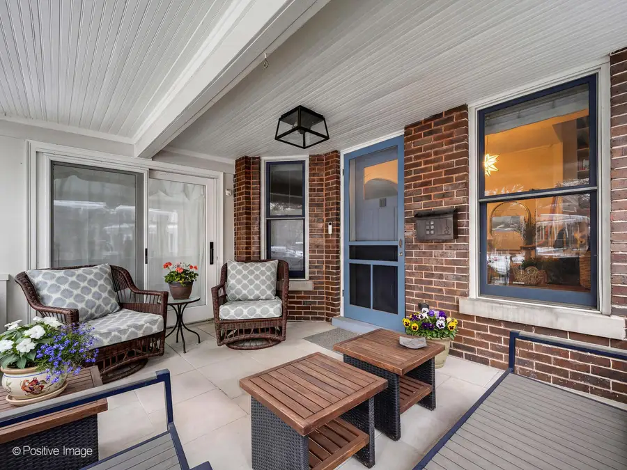 1049 Hinman Avenue, Evanston, IL 60202 - #2