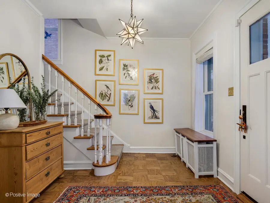 1049 Hinman Avenue, Evanston, IL 60202 - #3