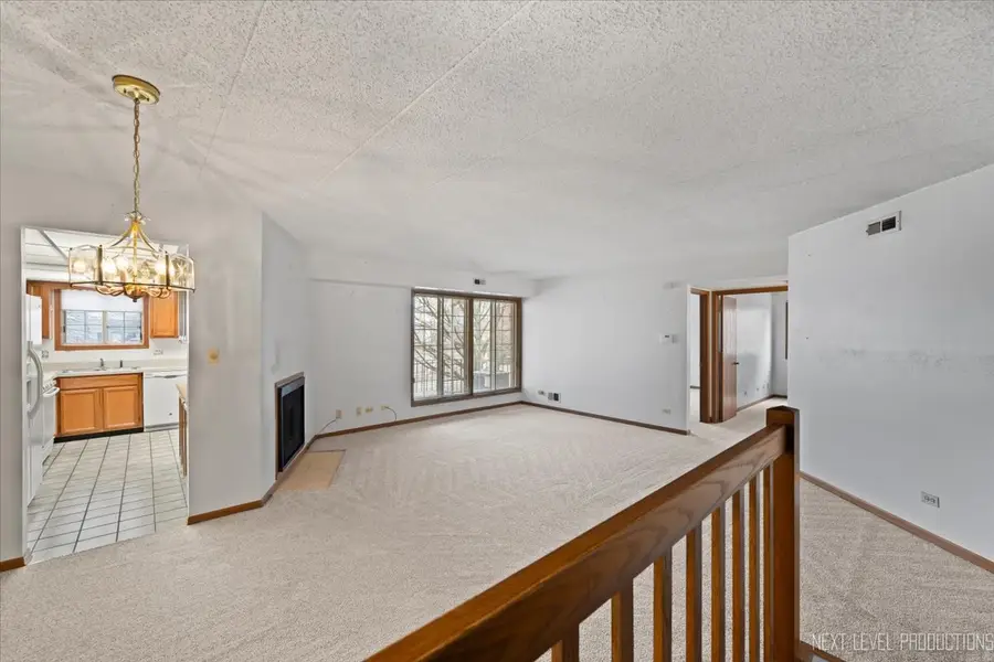 1258 Chalet Road #201, Naperville, IL 60563 - #2