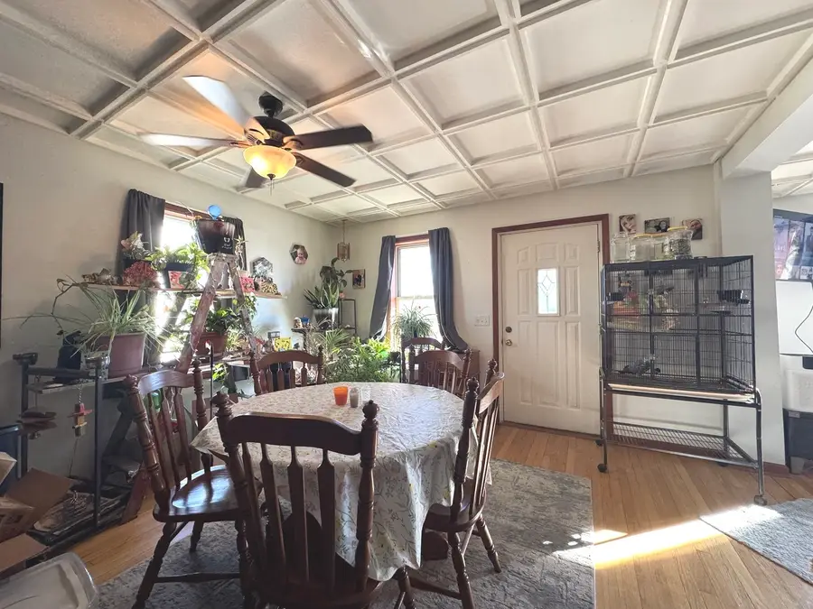 517 W Beaver Street, Saint Anne, IL 60964 - #3