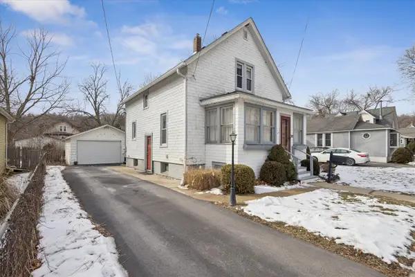 Address Withheld By Seller, Algonquin, IL 60102