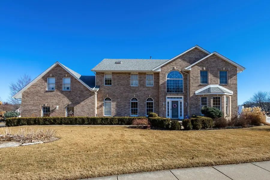 2101 Nicholas Court, Bettendorf, IA 52722 - #2