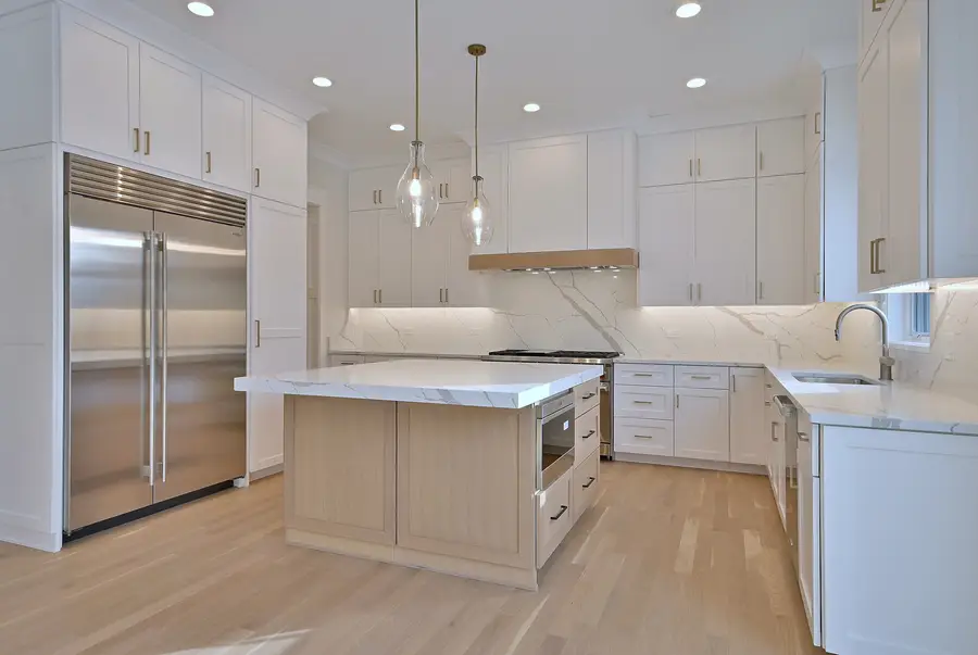 742 S Saylor Avenue, Elmhurst, IL 60126 - #3