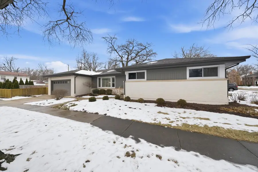 101 W Jackson Street, Elmhurst, IL 60126 - #2