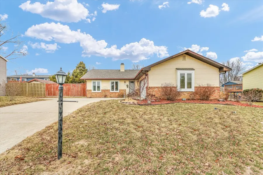 716 Devonshire Drive, Champaign, IL 61820 - #2