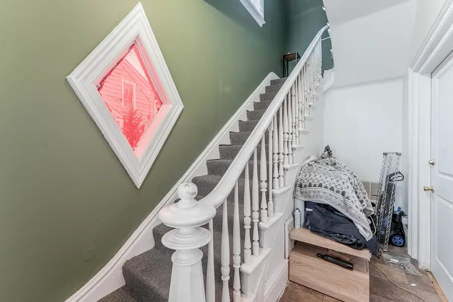 131 N Gifford Street, Elgin, IL 60120 - #3