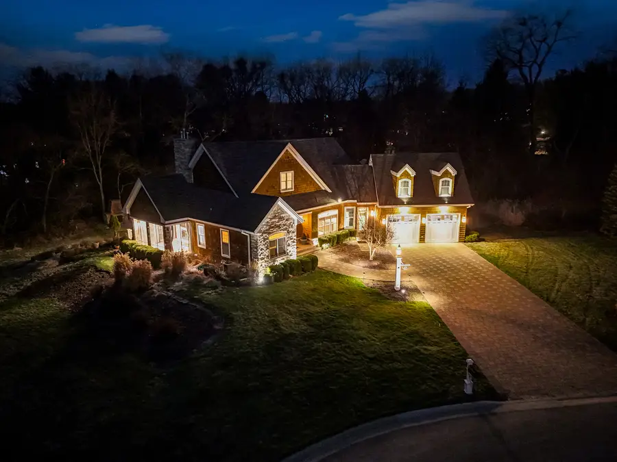 1121 Lawn Place, Freeport, IL 61032 - #2