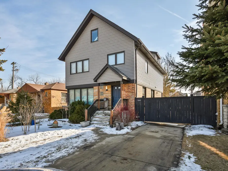 5881 N Central Avenue, Chicago, IL 60646 - #3