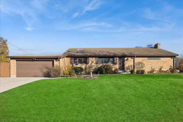 1603 Ashton Court, Wheaton, IL 60187