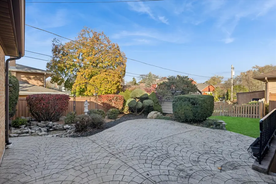 1603 Ashton Court, Wheaton, IL 60187 - #2