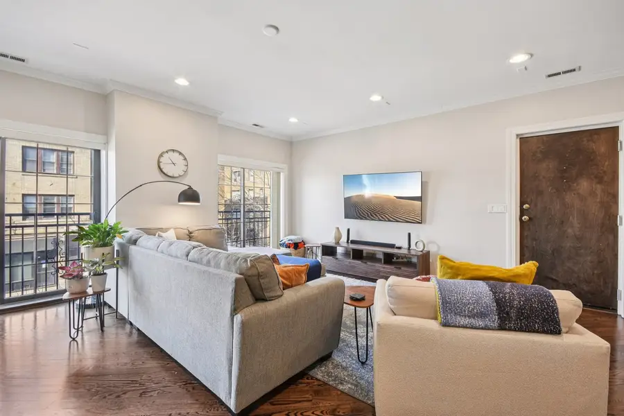 3815 N Kedzie Avenue #2S, Chicago, IL 60618 - #3